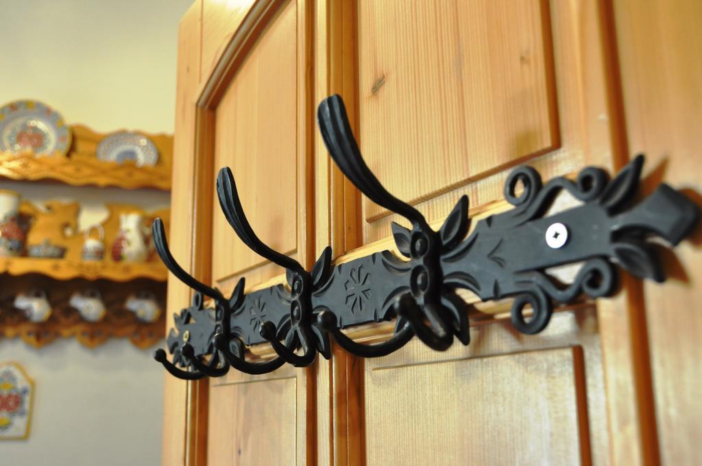 Traditional Slovak Apartment Bratislava Buitenkant foto