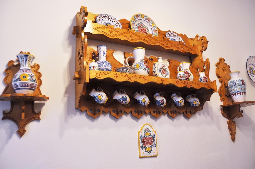 Traditional Slovak Apartment Bratislava Buitenkant foto